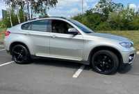 BMW X6 jsme obuli na Alu kolo originál BMW Přední 5x120x74 10x20" ET40 a Pirelli P Zero Sports Car 275/40 R20 106W XL RFT *, Zadní 5x120x72.5 11x20" ET37 a Pirelli P Zero Sports Car 315/35 R20 110W XL RUNFLAT *