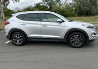 HYUNDAI TUCSON jsme obuli na Alu kolo DEZENT 7x17" ET51, 5x114.3x67 a Continental EcoContact 6 225/60 R17 99H + čidla tlaku TPMS