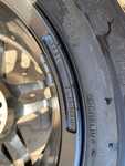 Alu kolo DEZENT 6.5x15" ET40, 5x114.3x67 a Michelin Energy Saver 185/65 R15 88H 70%