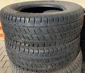 Hankook Winter i*cept LV RW12 215/70 R15 C 109R