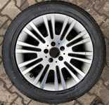 Alu kolo originál MERCEDES 7.5x18" ET56, 5x112x66.5 a 2ks Pirelli Scorpion Zero 235/50 R18 97H 60% a 2ks Bridgestone Dueler H/P Sport 235/50 R18 97V AO 50%
