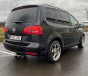 VW TOURAN jsme obuli na Alu kolo KESKIN 8,5x18“ ET40, 5x112x66.5 a Austone SP-7 225/40 R18 92Y XL