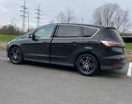 FORD S-MAX jsme obuli na Alu kolo CARMANI 7.5x17“ 5x108x63.3 ET55 a Sailun Atrezzo Elite 235/55 R17 103V XL + čidla tlaku TPMS