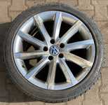 Alu kolo originál VW 8x18" ET44 5x112x57 a Continental ContiWinterContact TS810 Sport 245/40 R18 97V XL AO 70%