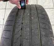 Bridgestone Alenza 001 255/55 R19 107W