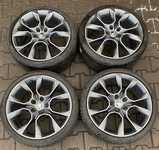 Alu kolo originál ŠKODA 7.5x19“ ET51, 5x112x57 a Sava Intensa UHP 2 225/35 R19 88Y 90%