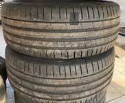 Pirelli P Zero PZ4 245/35 R21 96Y XL RFT *