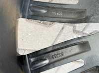 Alu kolo LAND ROVER 9.5x22“ ET45 5x108x63.3 + čidla tlaku TPMS
