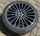 Alu kolo originál MERCEDES AMG 5x112x66.5 PŘEDNÍ 7.5x19" ET40 a Continental SportContact 5 225/40 R19 93Y XL 30%, ZADNÍ 9x19" ET58.1 a Continental ContiSportContact 5P 255/35 R19 96Y XL 50% + čidla tlaku TPMS