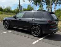BMW X7 jsme obuli na Alu kolo HRS Přední 5x112x66.5 9.5x22" ET32 a Kumho Ecsta PS71 275/40 R22 108Y XL, Zadní 5x112x66.5 10.5x22" ET43 a Kumho Ecsta PS71 315/35 R22 111Y XL + čidla tlaku TPMS