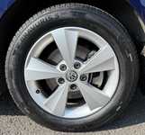 VW GOLF jsme obuli na Alu kolo originál ŠKODA 6.5x16" ET46 5x112x57 a Barum Bravuris 5HM 205/55 R16 91H