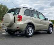 TOYOTA RAV4 jsme obuli na Alu kolo NISSAN 6.5x16" ET40 5x114.3x60 a NEXEN CP671 215/70 R16 100H