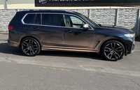 BMW X7 jsme obuli na Alu kolo HRS Přední 5x112x66.5 9.5x22" ET32 a Kumho Ecsta PS71 275/40 R22 108Y XL, Zadní 5x112x66.5 10.5x22" ET43 a Kumho Ecsta PS71 315/35 R22 111Y XL + čidla tlaku TPMS