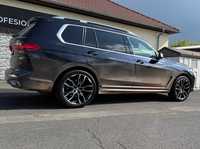 BMW X7 jsme obuli na Alu kolo HRS Přední 5x112x66.5 9.5x22" ET32 a Kumho Ecsta PS71 275/40 R22 108Y XL, Zadní 5x112x66.5 10.5x22" ET43 a Kumho Ecsta PS71 315/35 R22 111Y XL + čidla tlaku TPMS