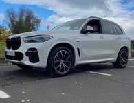 BMW X5 jsme obuli na Alu kolo HRS Přední 5x112x66.5 9x20" ET35 a Pirelli Scorpion Winter 275/45 R20 110V XL RFT, Zadní 5x112x66.5 10.5x20" ET40 a Pirelli Scorpion Winter 305/40 R20 112V XL RFT + čidla tlaku TPMS
