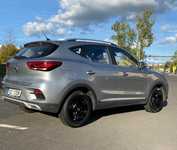 MG ZS jsme obuli na Alu kolo RC DESIGN 6.5x16" ET41 5x100x56 a Tracmax X-Privilo S-130 205/60 R16 96H XL + čidla tlaku TPMS
