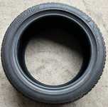 Bridgestone Blizzak LM005 245/45 R18 100V XL