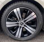 MERCEDES CLA-Class jsme obuli na Alu kolo originál MERCEDES 7x17" ET44.5, 5x112x66.5 a Lassa Snoways 4 225/45 R17 94V XL + čidla tlaku TPMS