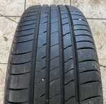 Kumho Ecsta HS51 215/45 R16 86H