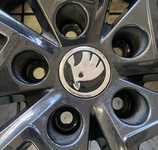 Alu kolo originál ŠKODA 7.5x18" ET43 5x112x57