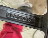 Alu kolo originál MERCEDES AMG 5x112x66.5, Přední 8.5x20" ET38 a Zadní 9.5x20" ET38 + čidla tlaku TPMS