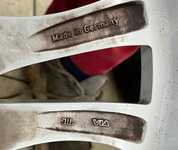 Alu kolo originál BRABUS 5x112x66.5 PŘEDNÍ 8.5x18" ET50 a Michelin Primacy 4 235/40 R18 91W 60%, ZADNÍ 9.5x18" ET50 a Dunlop SP Sport 01 275/35 R18 95W ROF * 0% 