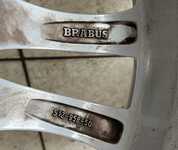 Alu kolo originál BRABUS 5x112x66.5 PŘEDNÍ 8.5x18" ET50 a Michelin Primacy 4 235/40 R18 91W 60%, ZADNÍ 9.5x18" ET50 a Dunlop SP Sport 01 275/35 R18 95W ROF * 0% 