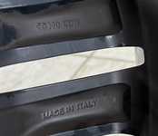 Alu kolo originál MERCEDES 5x112x66.5, Přední 8.5x20" ET45 a Goodyear Eagle F1 Asymmetric 3 235/45 R20 100V XL 70%, Zadní 9.5x20" ET57 a Kumho Ecsta Sport PS72 255/40 R20 104Y XL 70% + čidla tlaku TPMS