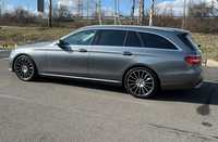 MERCEDES E-Class jsme obuli na Alu kolo CARMANI 5x112x66.5 PŘEDNÍ 8x19" ET43 a Yokohama V107 Advan Sport 245/40 R19 98Y XL, ZADNÍ 9x19" ET53 a Yokohama V107 Advan Sport 275/35 R19 100Y XL + čidla tlaku TPMS