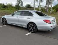 MERCEDES E-Class jsme obuli na Alu kolo originál MERCEDES 7.5x17" ET40, 5x112x66.5 a Lassa Revola 225/55 R17 101Y XL + čidla tlaku TPMS