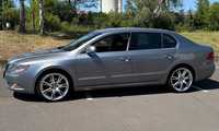 ŠKODA SUPERB jsme obuli na Alu kolo SEAT 8x19" ET50, 5x112x57 a Nexen N'Fera Sport 225/35 R19 88Y