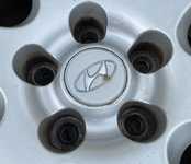 Alu kola originál HYUNDAI 7x18“ ET41, 5x114.3x67 a Ovation VI-782 AS 235/60 R18 107V XL 100%