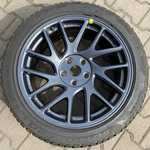 Alu kola originál TESLA 8.5x18“ ET38, 5x114.3x64 a Pirelli Winter Sottozero 3 235/45 R18 98V XL 90% + čidla tlaku TPMS
